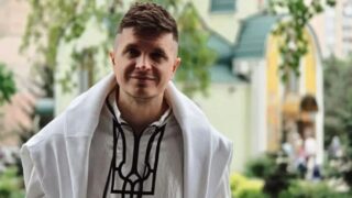 Новини культури - Анатолій Анатоліч під під час війни виїхав закордон