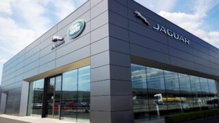 Новини бізнесу - Jaguar Land Rover відновила експорт авто до США