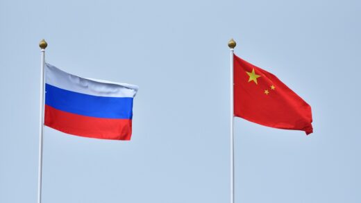 Новини світу - Китай забезпечує 20 військових підприємств Росії - розвідка