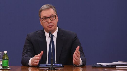 Новини світу - Літак президента Сербії "застряг" в Баку по дорозі до Москви