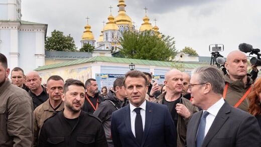Новини світу - Макрон назвав кількість військових, яких можуть розгорнути в Україні