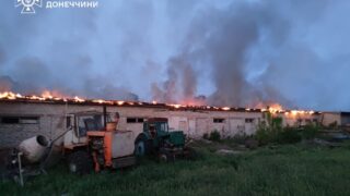Новини України - На Донеччині - масштабна пожежа через атаку дронів