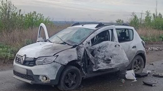 Новини України - На Харківщині окупанти вдарили дроном по цивільному авто, троє поранених