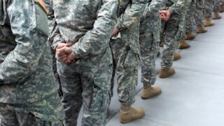 Новини світу - Пентагон зупиняє меддопомогу трансгендерним військовим - ЗМІ