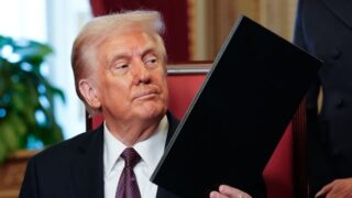 Новини світу - Президент США оголосив про угоди з ОАЕ на 200 млрд доларів