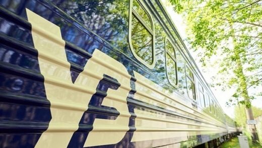 Новини України - Росіяни обстріляли пасажирський локомотив у Херсоні