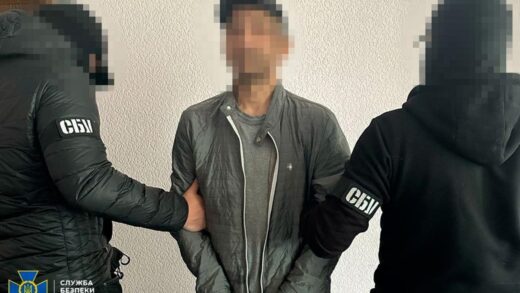 Новини України - СБУ затримала шпигуна, який перевдягався у форму ЗСУ