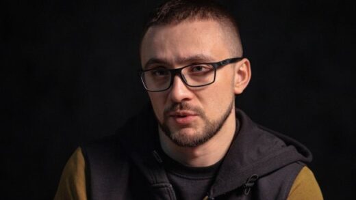 Новини України - Сергій Стерненко показав перше фото з лікарні після поранення