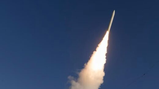 Новини світу - США заявили про успішне випробування морської гіперзвукової ракети