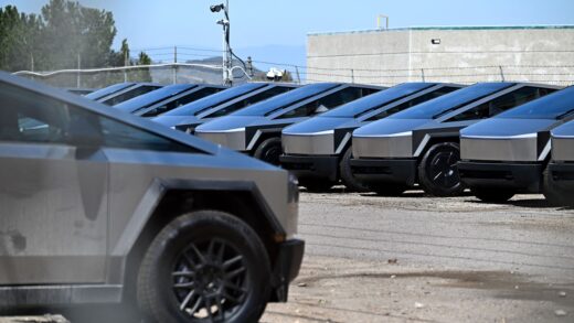 Авто новини - Tesla почала приймати Cybertruck на обмін