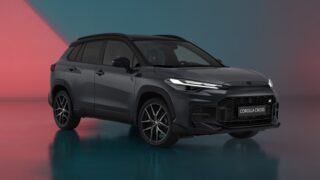 Авто новини - Toyota представила новий Corolla Cross разом зі спортивною версією
