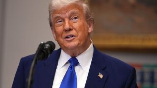 Новини світу - Трамп не відвідає переговори України та РФ - ЗМІ