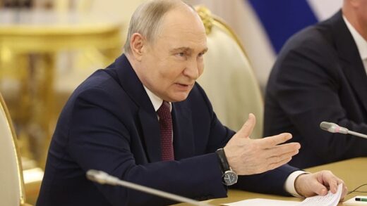 Новини світу - В Bloomberg розкрили військові плани Путіна