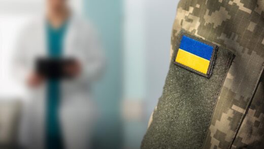 Новини України - В Хмельницькому ТЦК чоловік зістрибнув з вікна другого поверху