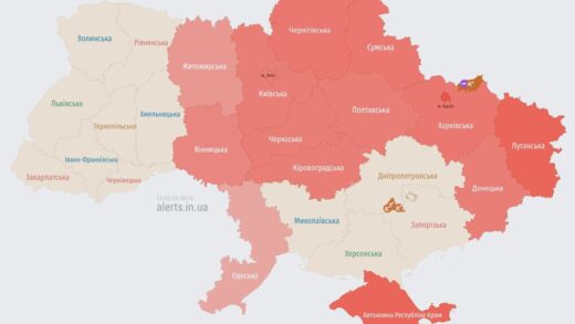 Новини України - В Одесі пролунали вибухи на тлі дронової атаки