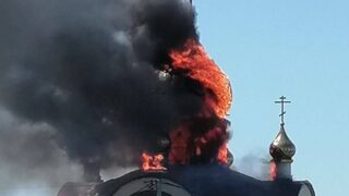 Новини світу - В РФ загорілася церква: губернатор стверджує, що після українського удару