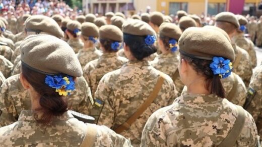 Новини України - В ЗСУ зробили заяву про обов'язкову службу жінок