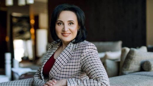 Новини України - Влада розробляє стратегію з підтримки материнства - Жолнович