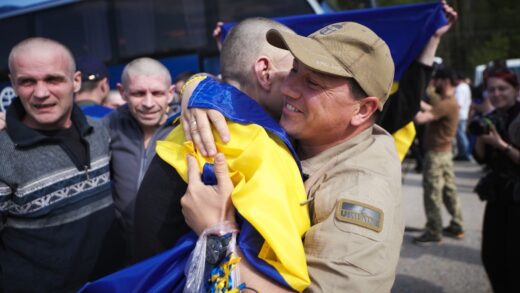 Новини України - Зеленський анонсував третій етап обміну полоненими