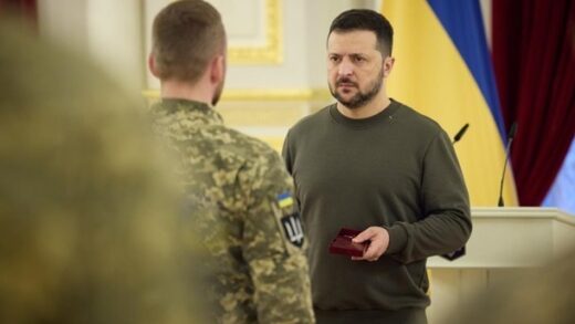 Новини України - Зеленський сказав, скільки українців отримали нагороди з початку війни