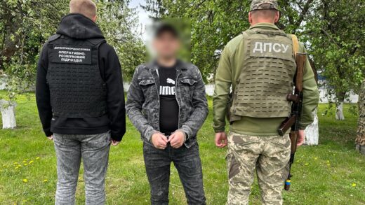 Новини України - Зґвалтував неповнолітню: на Житомирщині у потязі затримали чоловіка