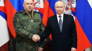 Новини світу - ЗМІ знайшли зниклого генерала РФ Суровікіна