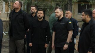 Президент ушанував пам’ять людей, які загинули від російського обстрілу Києва