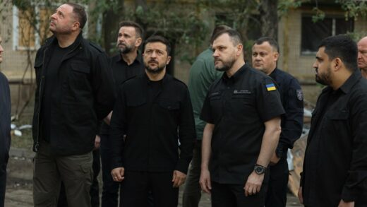 Президент ушанував пам’ять людей, які загинули від російського обстрілу Києва