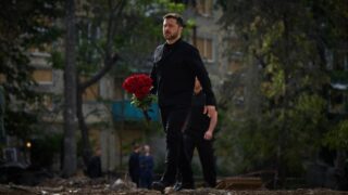 Новини України - Атака на Київ: Зеленський вшанував пам'ять жертв