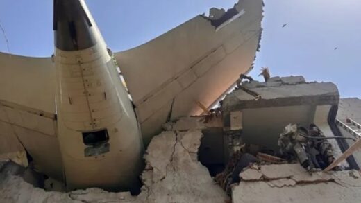 Новини світу - Авіакатастрофа в Індії: знайдено два чорні ящики