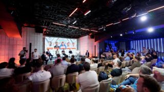 Новини спорту - Динамо підписало трирічну угоду з новим титульним спонсором