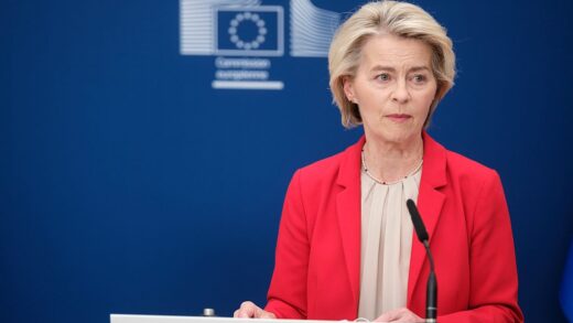 Новини світу - Фон дер Ляєн загрожує вотум недовіри: деталі