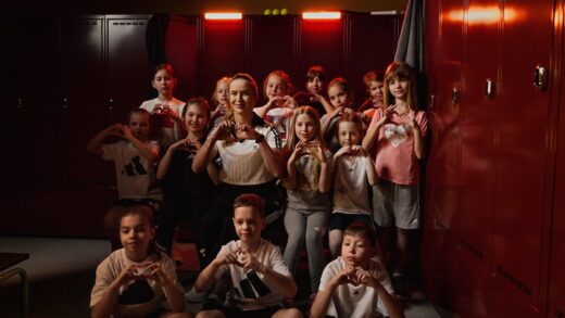 Новини спорту - Хто стоїть за перемогами: adidas показує історії підтримки українських зірок спорту