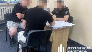 Новини України - Комбат ЗСУ незаконно виплатив 1 млн грн "бойових"
