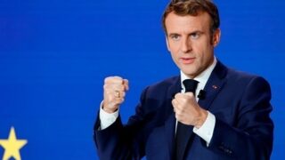 Новини світу - Макрон анонсував "потужні" санкції проти РФ