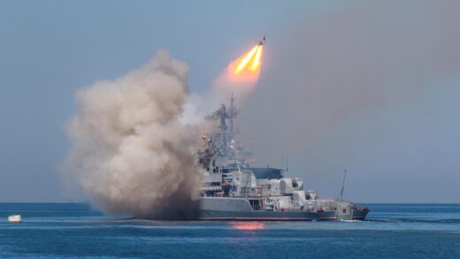 Новини України - Росія вивела в Чорне море ракетоносії з Калібрами