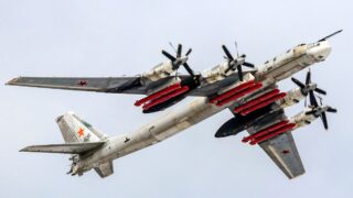 Новини України - Росіяни підняли в повітря бомбардувальники Ту-95