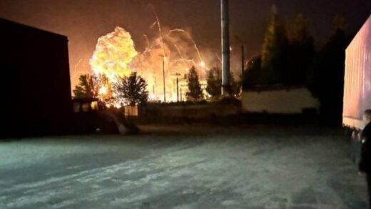 Новини світу - Російські пабліки повідомляють про вибухи в районі аеропорту на Брянщині