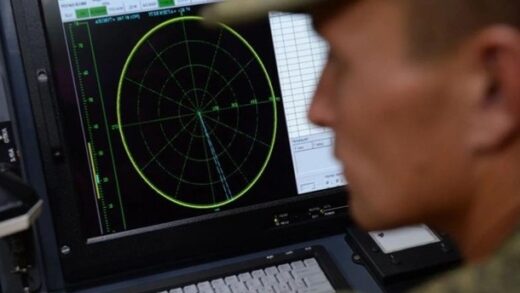Новини України - Соцмережі: Стався "приліт" по аеродрому в Криму
