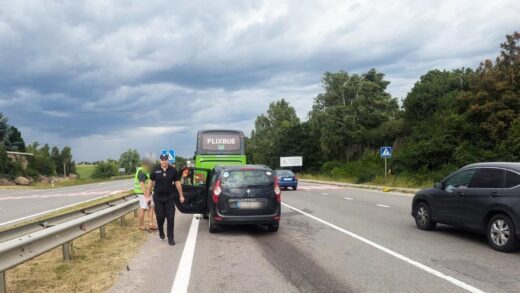 Новини України - У ДТП біля Рівного постраждали троє дітей