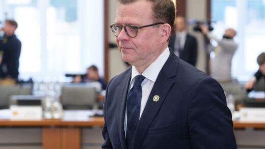 Новини світу - У Фінляндії закликали США не послаблювати санкції проти РФ