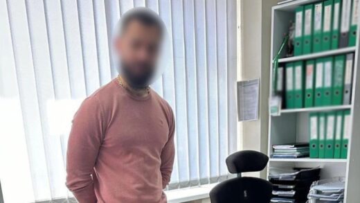 Новини Києва - У Києві працівник МВС торгував "красивими" автомобільними номерами