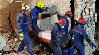 Новини Києва - У Києві з-під завалів дістали тіла ще трьох людей