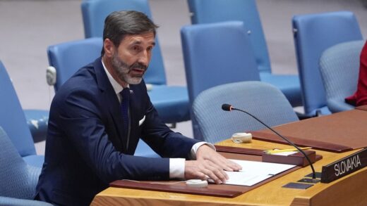 Новини світу - У Словаччині запропонували "пробачити" Москву