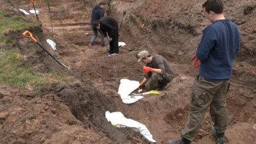 Новини України - Україна та Польща обопільно надали дозволи на проведення ексгумацій