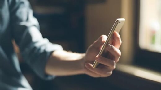 Новини світу - В РФ ухвалили закон про створення "вбивці" WhatsApp та Telegram