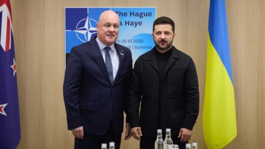 Новини України - Зеленський обговорив з прем’єром Нової Зеландії боротьбу з "шахедами"