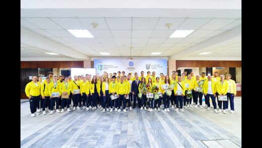 Юні олімпійські переможці вдома!
