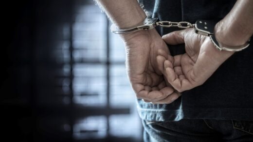 Новини Києва - Киянин підпалив квартиру за наказом псевдопрацівників СБУ
