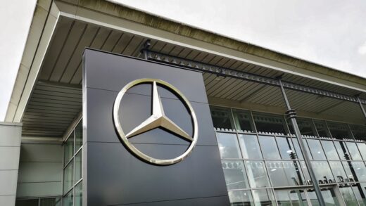 Новини бізнесу - Mercedes втратив понад половину прибутку з початку року